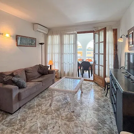 2 Bedroom Beautiful In *