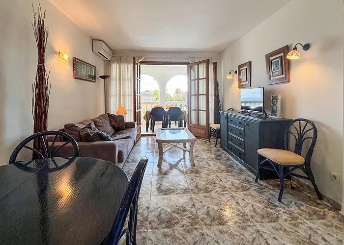 2 Bedroom Beautiful In Dénia