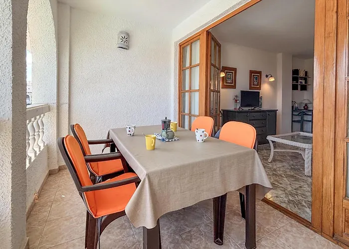 Apartmán 2 Bedroom Beautiful In Denia