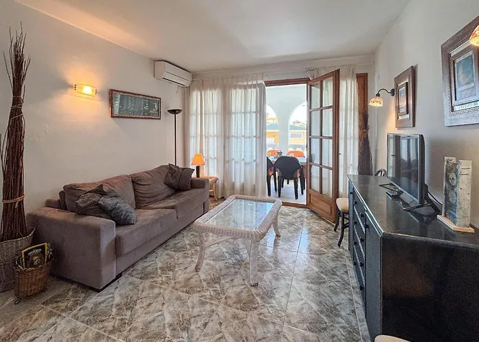 2 Bedroom Beautiful In *