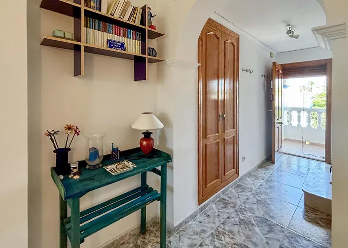 2 Bedroom Beautiful In *