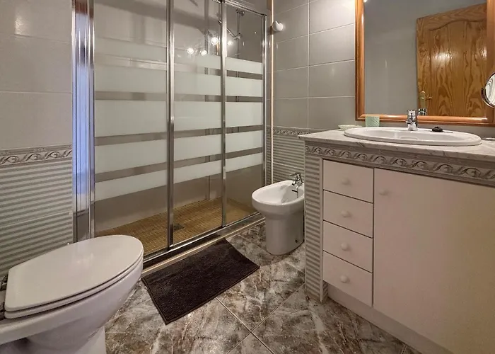 2 Bedroom Beautiful In *