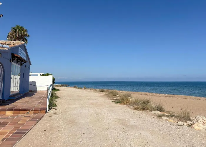 2 Bedroom Beautiful In *