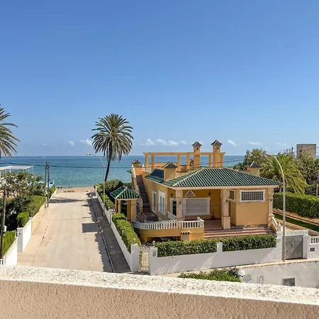 2 Bedroom Beautiful In Daire Denia